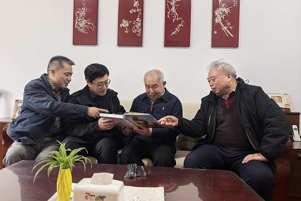 拜访熊有伦院士600x400.jpg